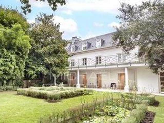 Villa 5 chambres, Neuilly Île 92200 DLS99485238