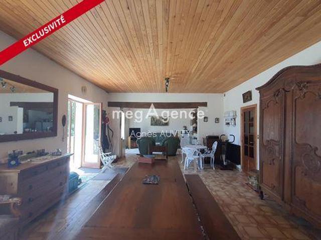 Villa 5 chambres, Audes Auvergne 03190 DLS103123305