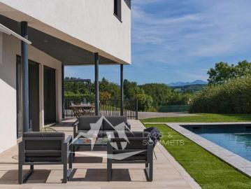 Villa 5 chambres Cuvat – Élégance, espace et annexe indépendante