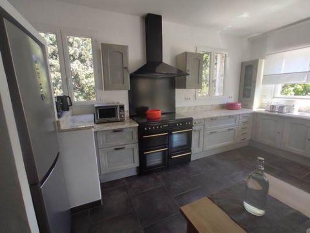 Villa 5 chambres, Caderousse Provence Alpes Côte d'Azur 84860 ES96310814