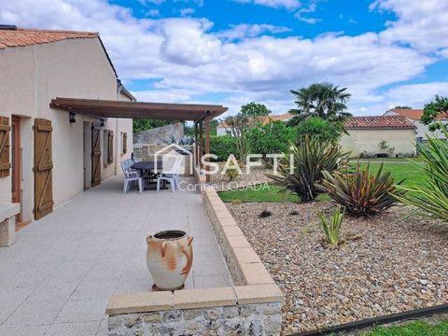 Villa 5 chambres, Chasnais Pays de la Loire 85400 DS102525179