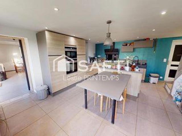 Villa 5 chambres, Coulonges Poitou 79160 DS103122686