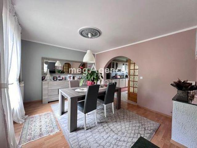Villa 5 chambres, Courtois Bourgogne 89100 DS100539406