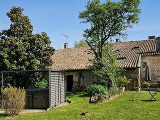 Villa 5 chambres, Dignac Poitou 16410 DS105412831