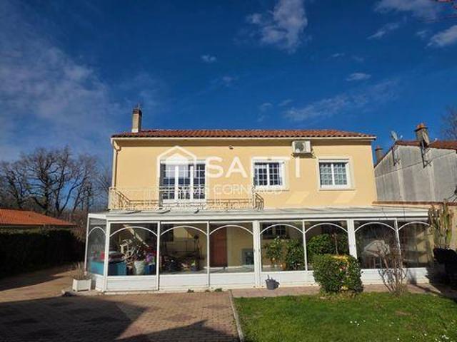 Villa 5 chambres, Fontcouverte Poitou 17100 ES99128059