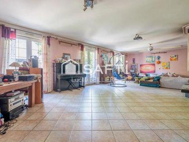 Villa 5 chambres, Gagny Île 93220 DLS104786691