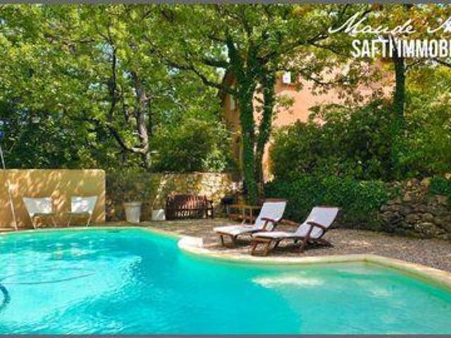 Villa 5 chambres, Gareoult Provence 83136 DS100778271