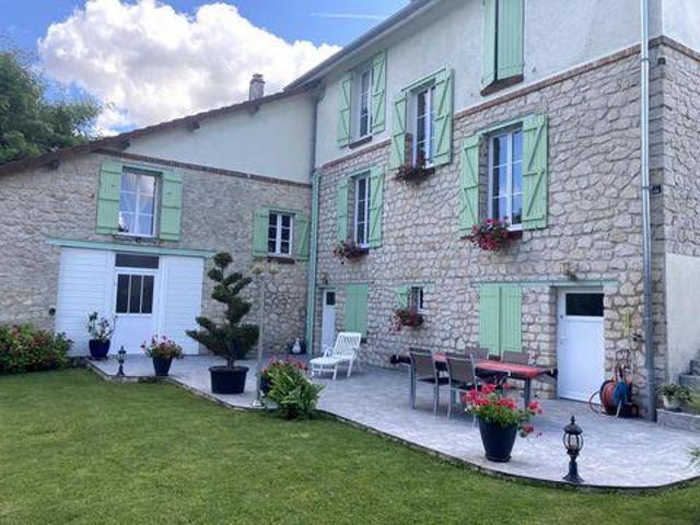 Villa 5 chambres, Givry Champagne 08130 DLS104508735