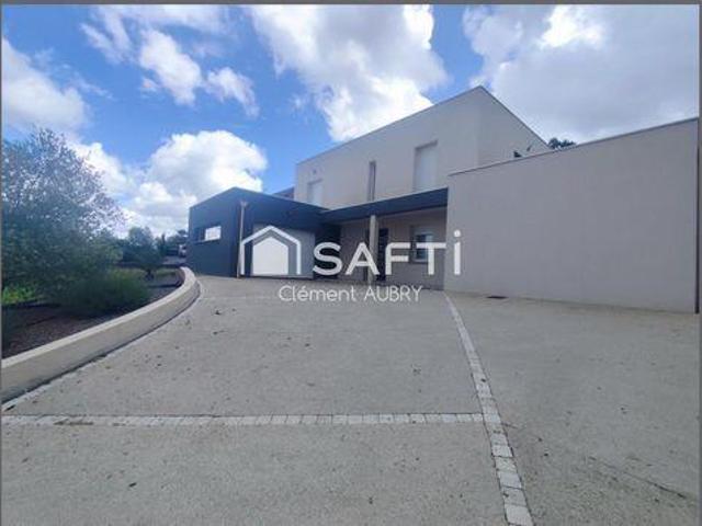 Villa 5 chambres, La Baconniere Pays de la Loire 53240 DS103014868