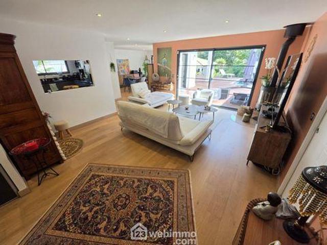 Villa 5 chambres, Le Pian Aquitaine 33290 DLS105413347