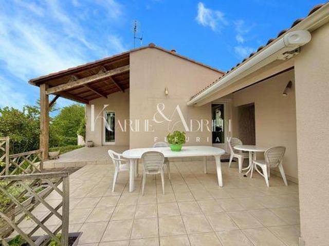 Villa 5 chambres, Longeves Pays de la Loire 85200 DS103415247