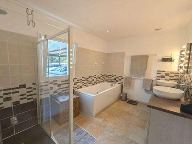 Villa 5 chambres, Lorgues Provence 83510 ES93421705