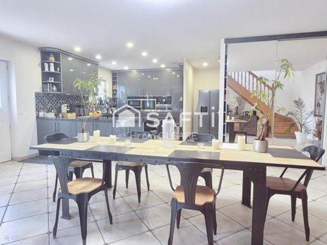 Villa 5 chambres, Roissy Île 95700 ES99733603