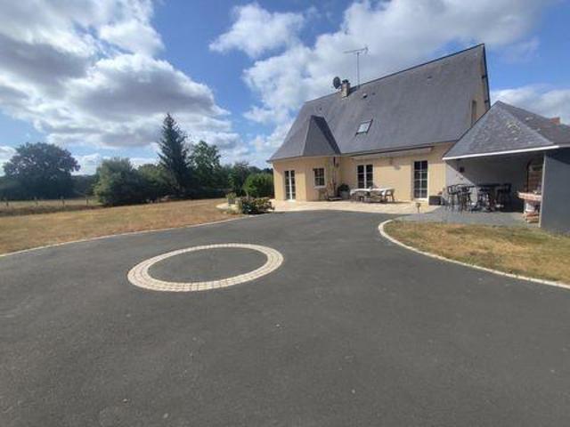 Villa 5 chambres, Saint Pays de la Loire 53410 DLS105091525
