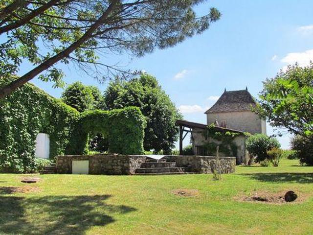 Villa 5 chambres, Saint Quentin De Caplong Aquitaine 33220 ES96310701