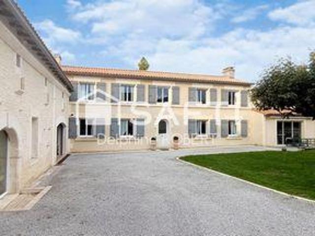 Villa 5 chambres, Sainte Poitou 17520 DS100781770