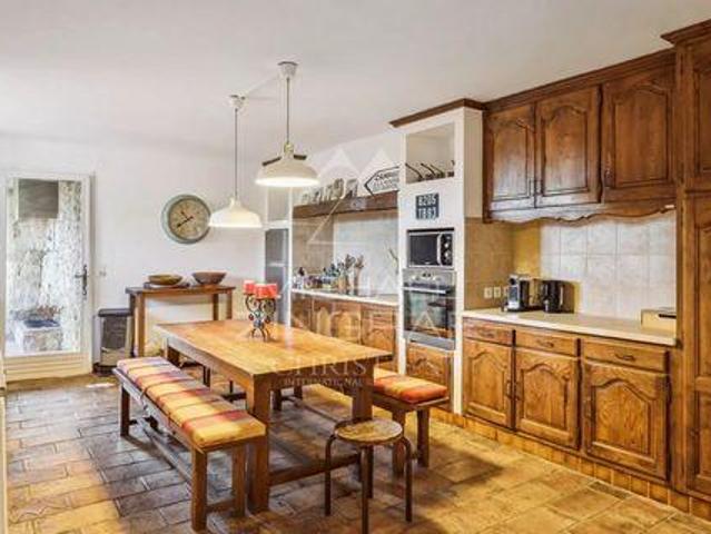 Villa 5 chambres, Seillans Provence Alpes Côte d'Azur 83440 DS98377753