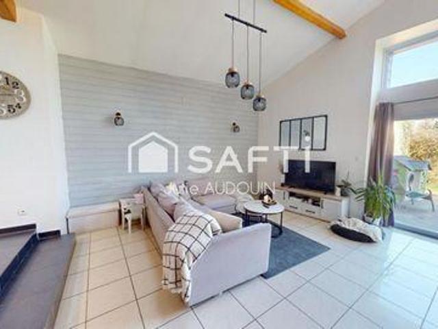Villa 5 chambres, Soudan Poitou 79800 DS100223530