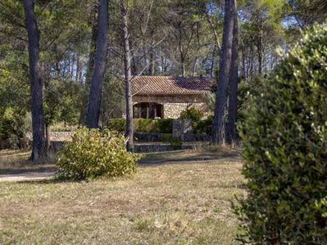 Villa 5 chambres, Taradeau Provence 83460 DS95212397