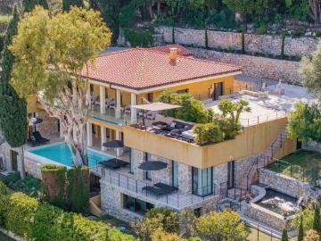 Villa 5 chambres vue mer proche Monaco