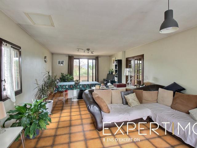 Villa 5 chambres vue sainte Victoire sur 2 Logements