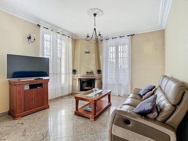Villa 5 chambres, Villemomble Île 93250 DLS102058633