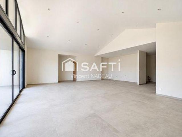 Villa 5 chambres, Vindelle Poitou 16430 DS103491786