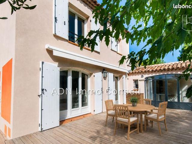 Villa 5 pièces 109 m²