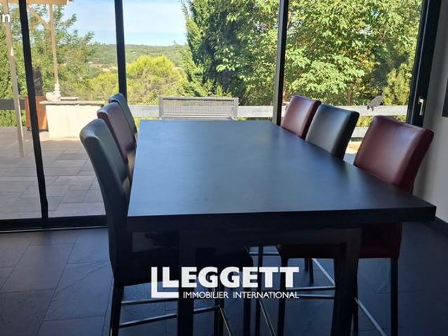 Villa 5 pièces 144 m²