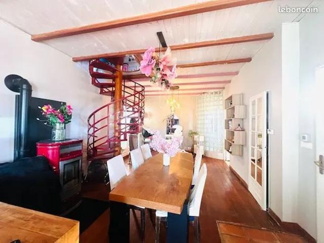 Villa 5 pièces 150 m²