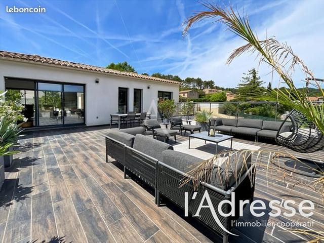 Villa 5 pièces 165 m²
