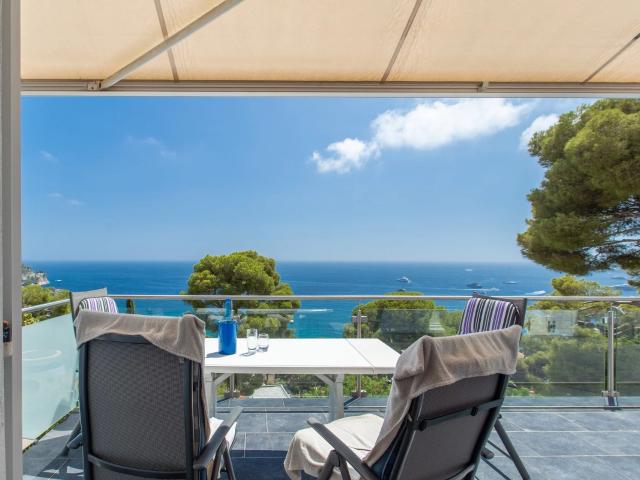 Villa 5 pièces avec piscine et vue mer panoramique 165m² Eze