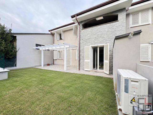Villa 5 vani 120mq