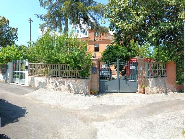 Villa 5 vani 146mq