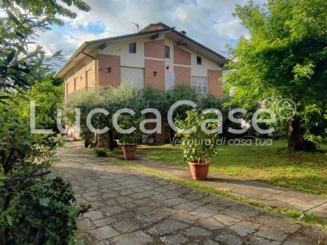 Villa 5 vani 245mq