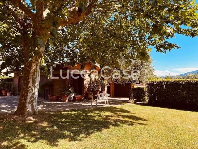 Villa 5 vani 250mq