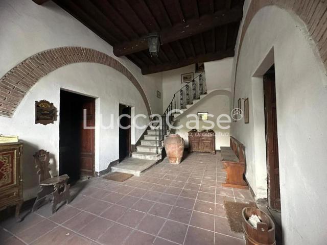 Villa 5 vani 250mq