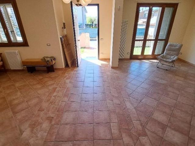 Villa 5 vani 260mq