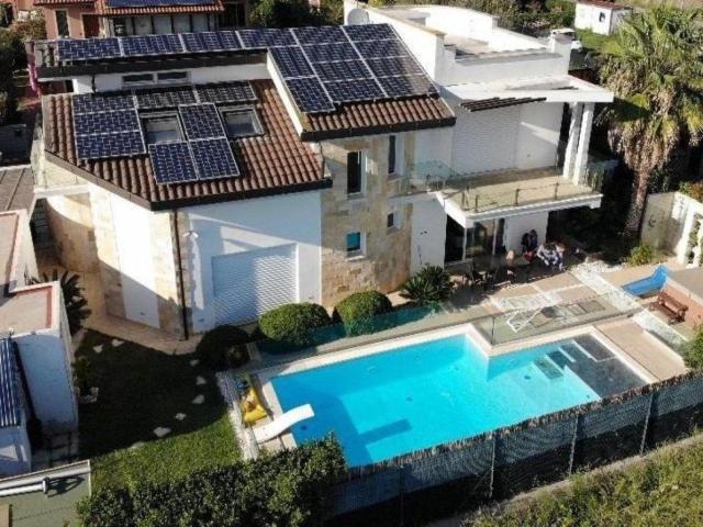 Villa 5 vani 270mq
