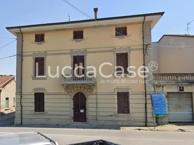Villa 5 vani 280mq