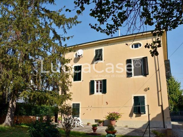Villa 5 vani 296mq
