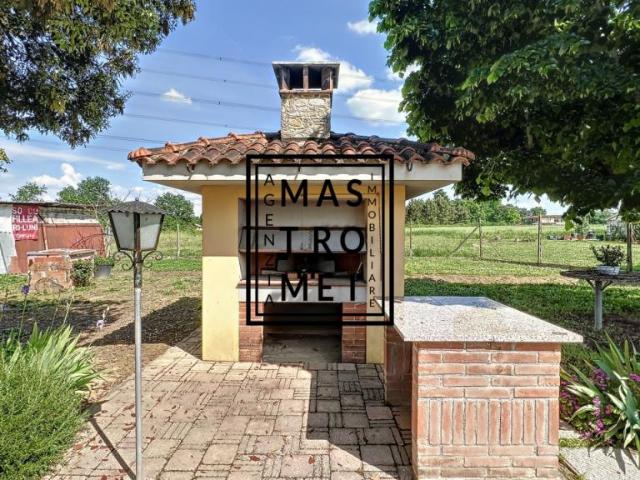 Villa 5 vani 300mq