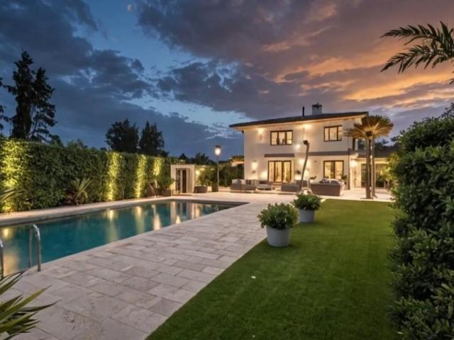 Villa 5 vani 300mq