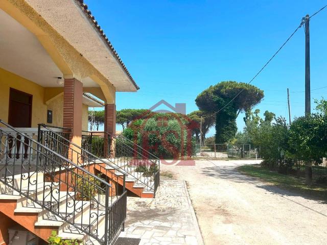 Villa 5 vani 400mq