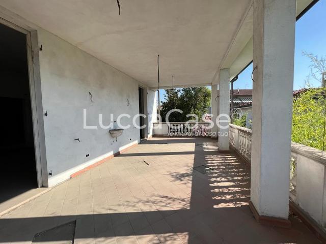Villa 5 vani 440mq