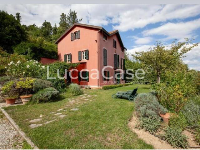 Villa 5 vani 450mq