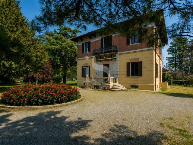 Villa 5 vani 510mq