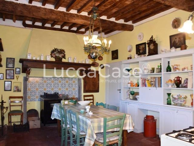 Villa 5 vani 600mq