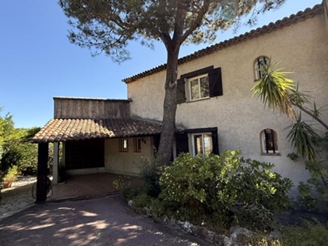 Villa 5p Vue mer et montagnes !