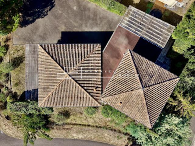 Villa avec jardin et terrasse